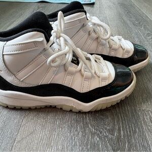 Jordan 11s